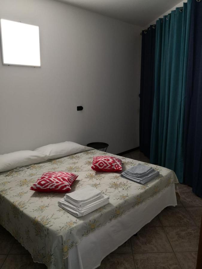 라이나테 Lux Rho Fiera B&B 외부 사진